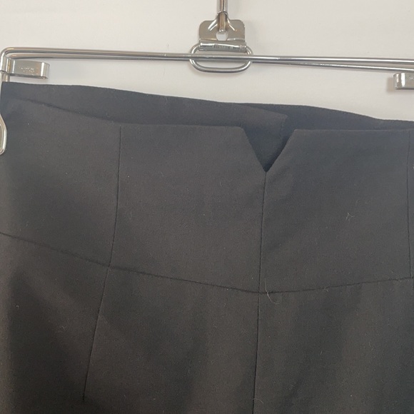 H&M Women’s 3 Button Knee Length Skirt Size 6 - Picture 6 of 8